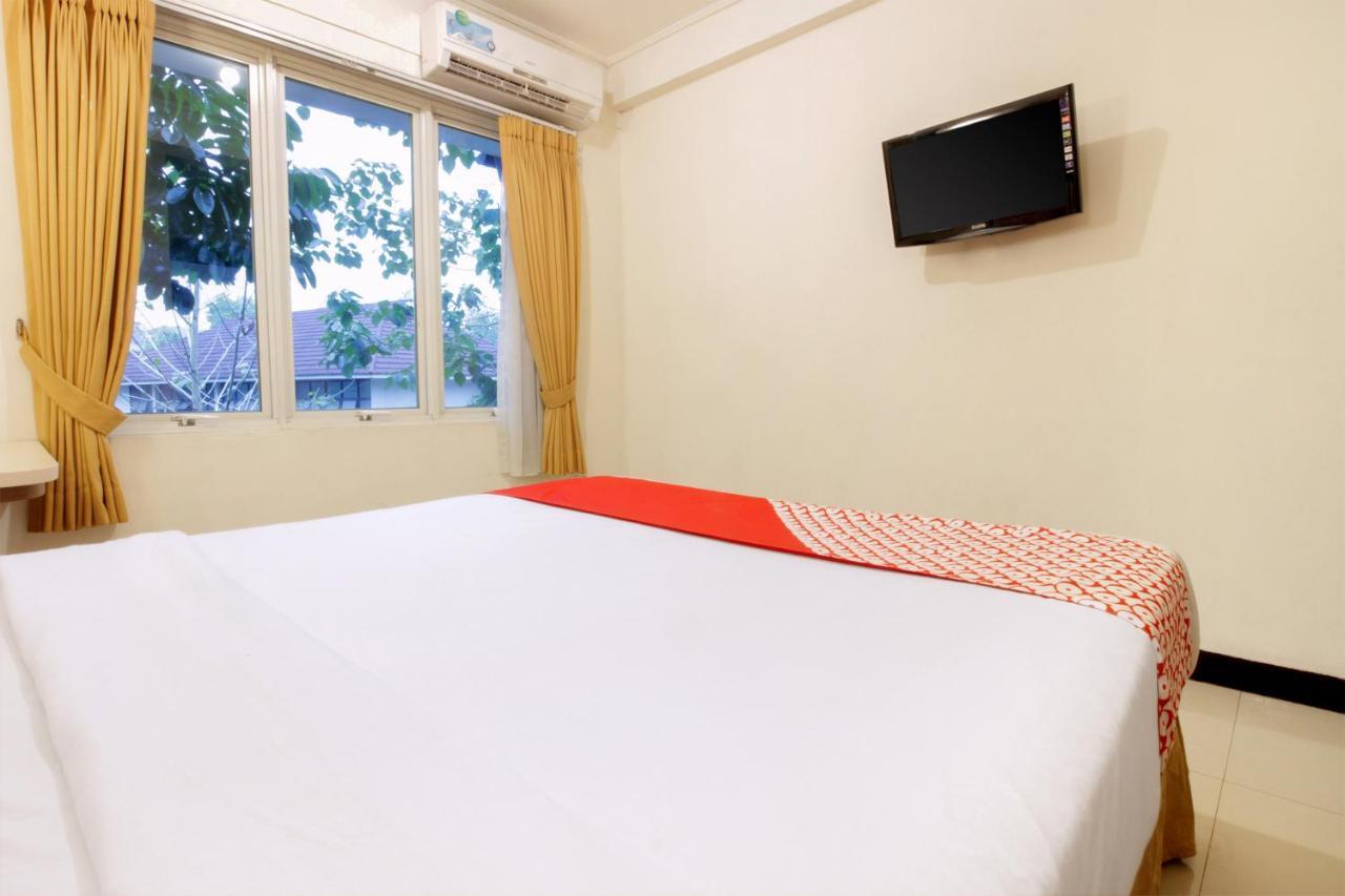 Oyo 167 Dago'S Hill Hotel Bandung Exterior photo