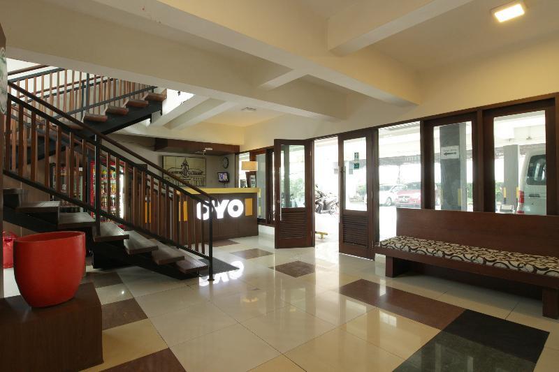 Oyo 167 Dago'S Hill Hotel Bandung Exterior photo